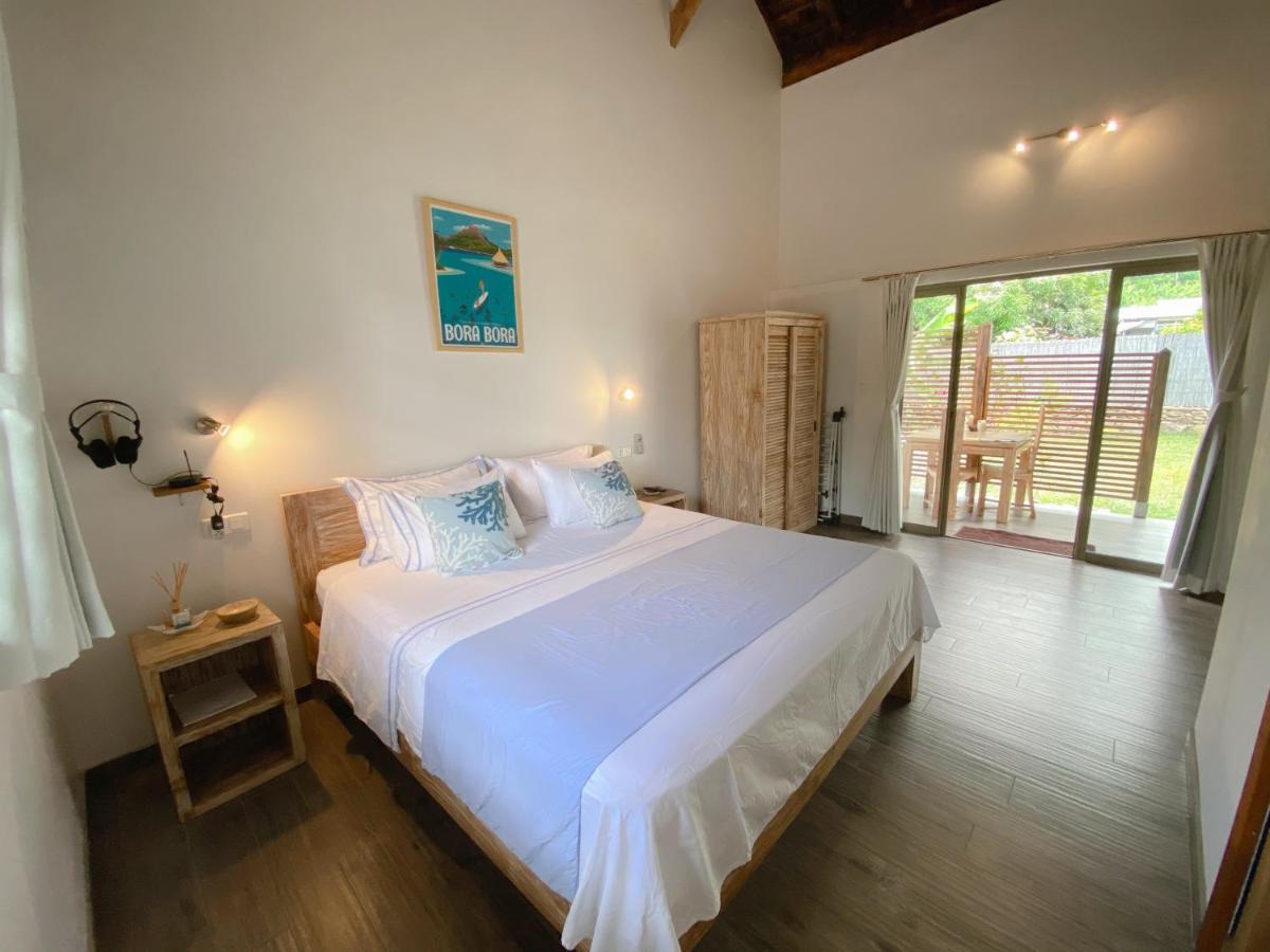 Fare Noanoa Hotel Paea Екстериор снимка