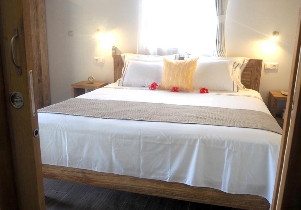 Fare Noanoa Hotel Paea Екстериор снимка