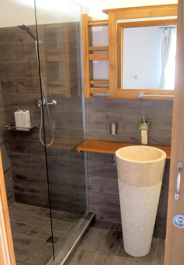 Fare Noanoa Hotel Paea Екстериор снимка