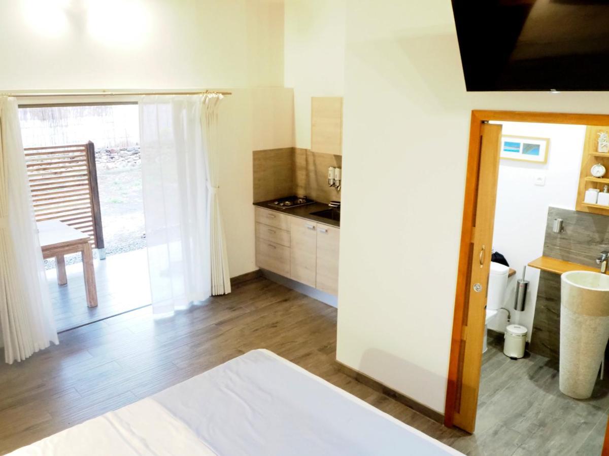 Fare Noanoa Hotel Paea Екстериор снимка